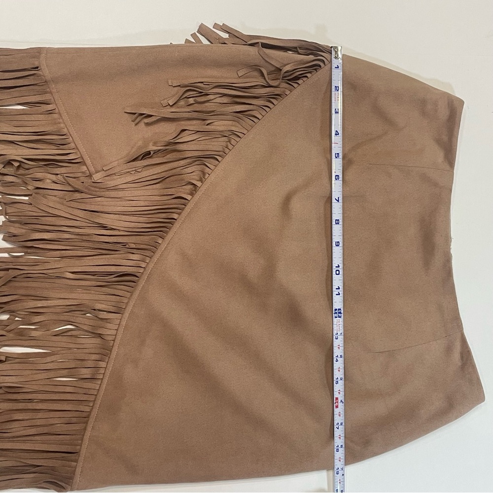 Tan Fringe Women's Skirt. Honey Punch. Size M. Cowgirl vibes. Pre-owned. - Picture 8 of 12